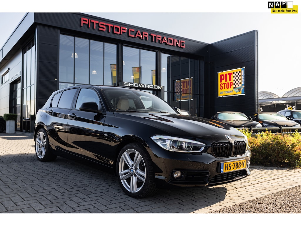 BMW 1-Serie 118i Sport, NL AUTO! Sportstoelen, Navi, Leder, Goed onderhouden!
