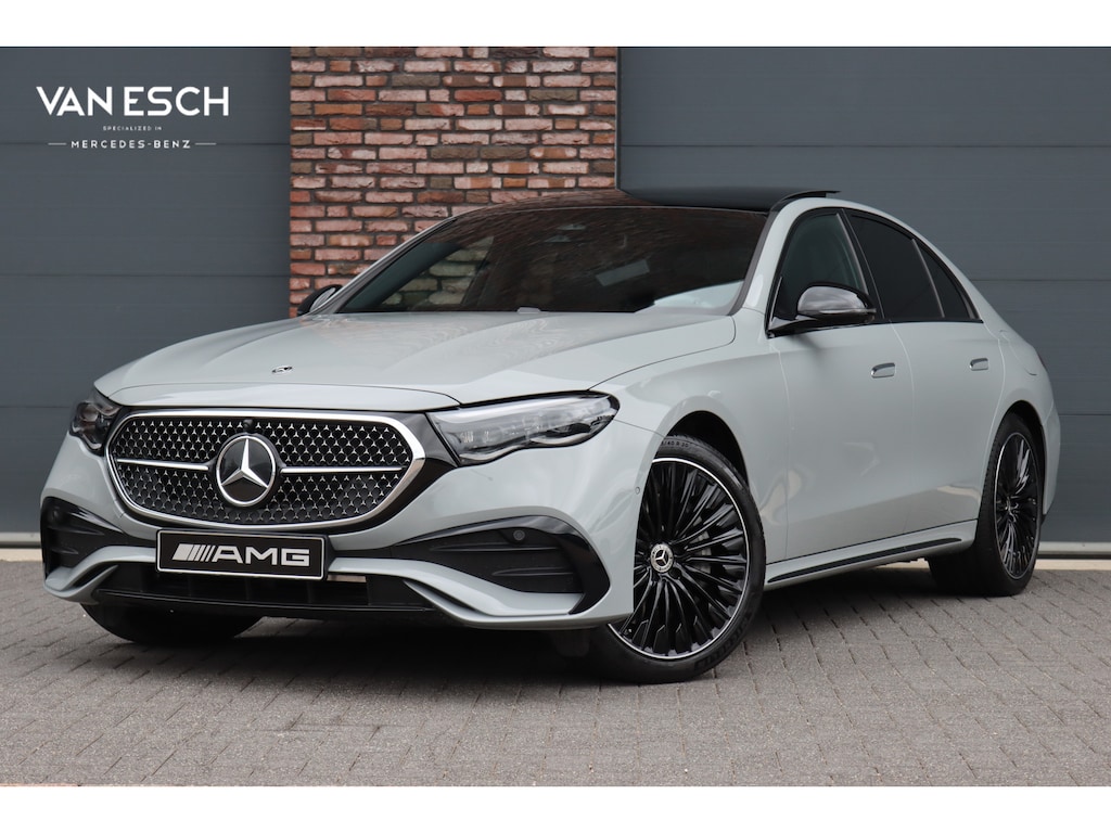 Mercedes-Benz E-klasse 400 e 4MATIC AMG Line | Hyperscreen | Distronic | Burmester | Leder | Trekhaak | Stoelventilatie | Digital Light | Verwarmd Stuurwiel | Panoramadak | Surround Camera | Augmented Reality |