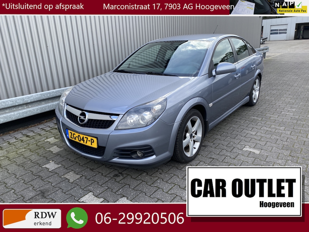 Opel Vectra GTS 1.8-16V Leer/Stof, Clima, Navi, Multimedia, CC, LM, Trekh, – Inruil Mogelijk –