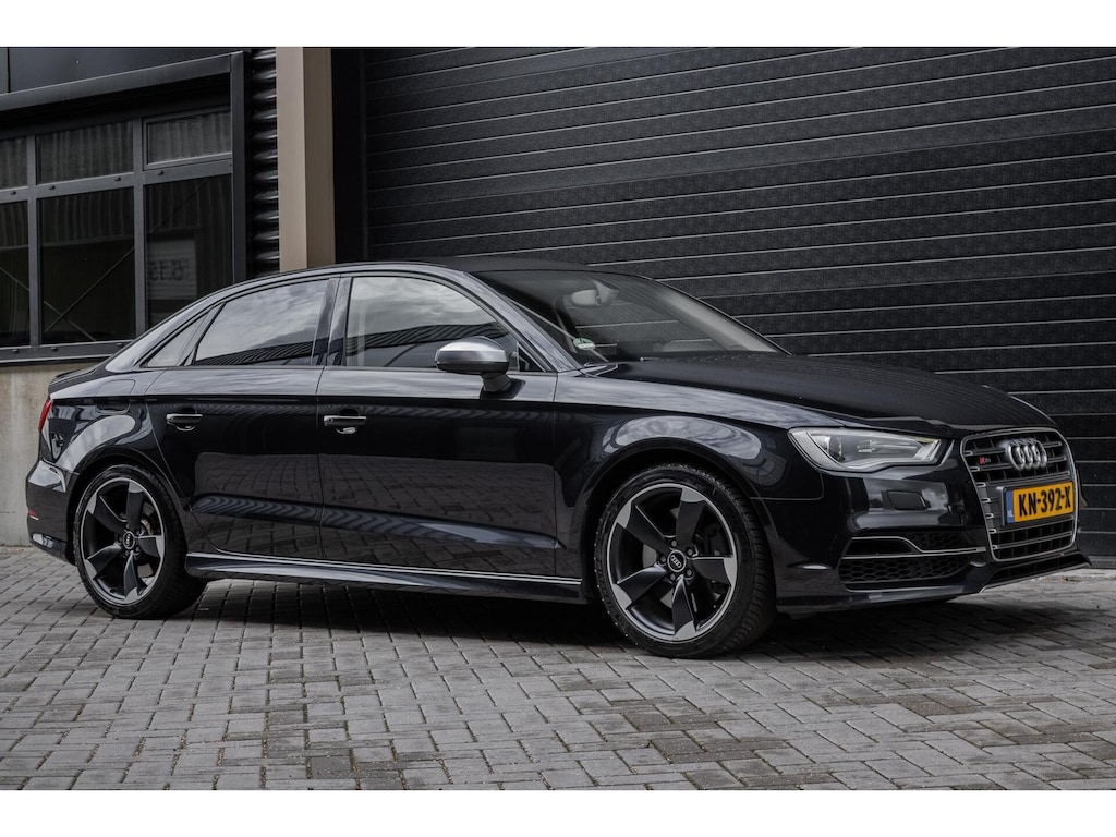 Audi S3 2.0 TFSI 300pk Quattro | XENON | 19" ROTOR | AUT. | STOELVERW.