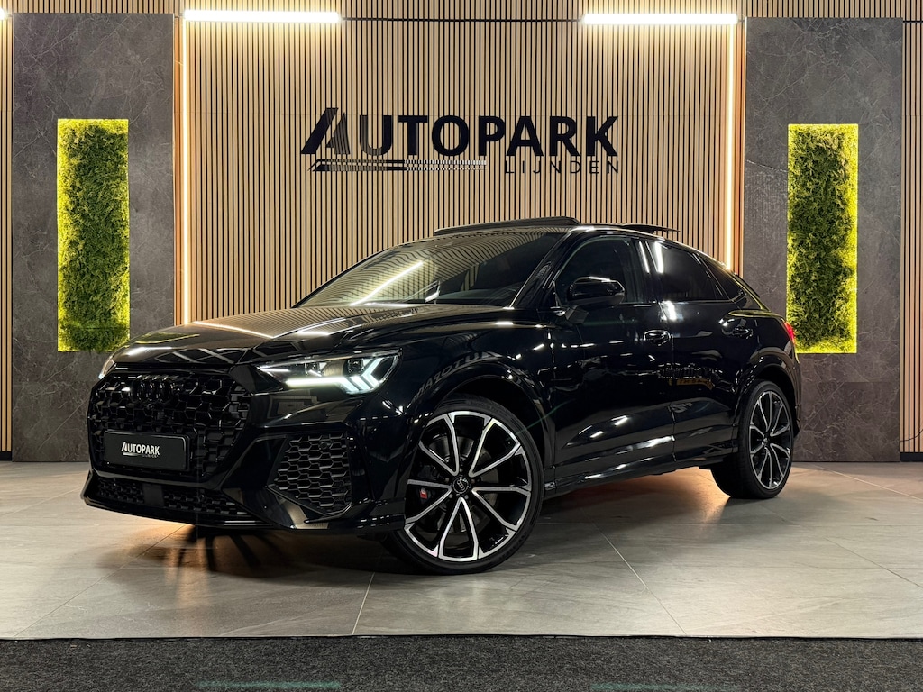 Audi RS Q3 Sportback RSQ3 TFSI |PANO|B&O|MATRIX|KEYLESS|CAMERA|DEALER ONDERHOUDEN|21INCH|NIGHTPAKKET|SFEERVERLICHTING|TREKHAAK|BOMVOL!