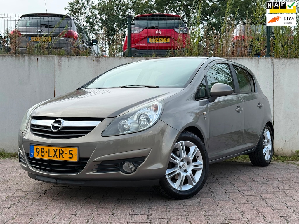 Opel Corsa 1.2-16V '111' Edition/AUTOMAAT/CRUISE/APK 07-2027/VOLLEDIG ONDERHOUDEN/