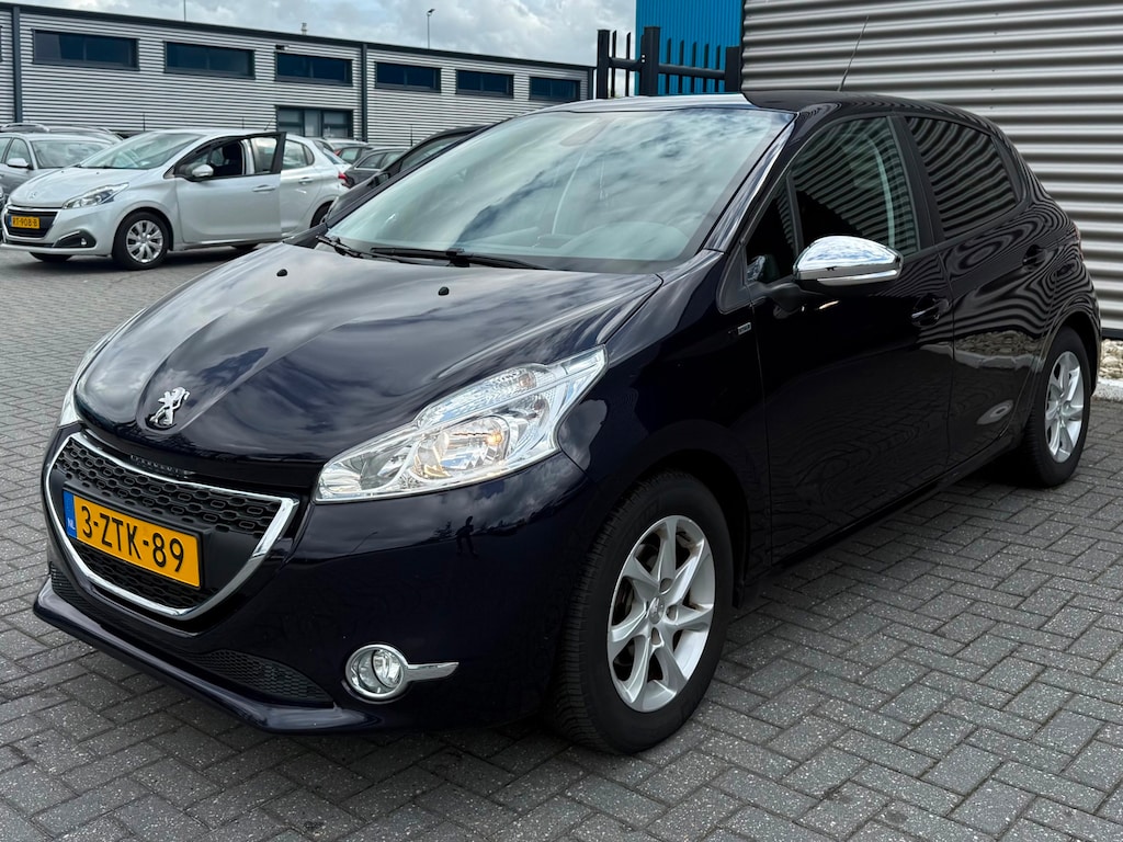 Peugeot 208 1.2 PureTech Style Pack