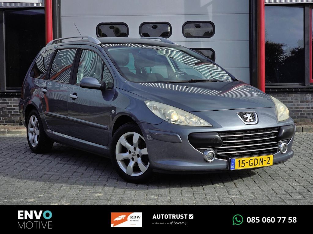 Peugeot 307 SW 2.0-16V Premium Pano/Clima/Trekhaak/Cruise