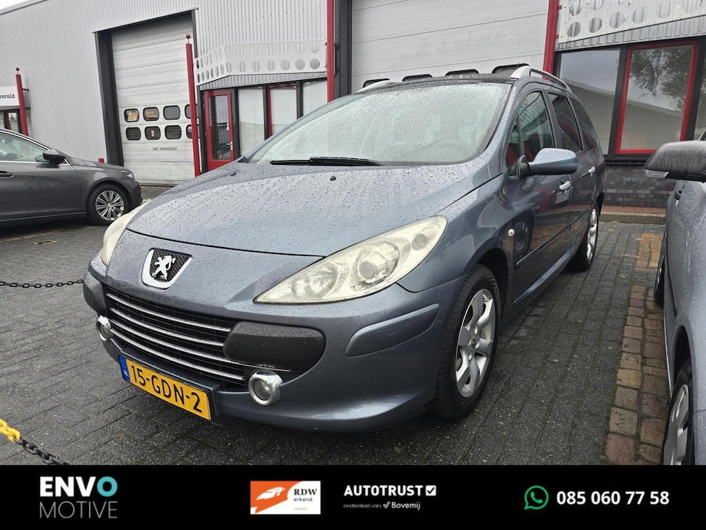 Peugeot 307 SW 2.0-16V Premium Pano/Clima/Trekhaak/Cruise