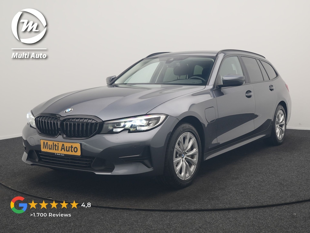 BMW 3-Serie Touring 330e PHEV 293pk Dealer O.H. | Cruise Control | Camera | Stoelverwarming | Carplay | DAB | Navigatie | 17"L.M | Plug In Hybrid |