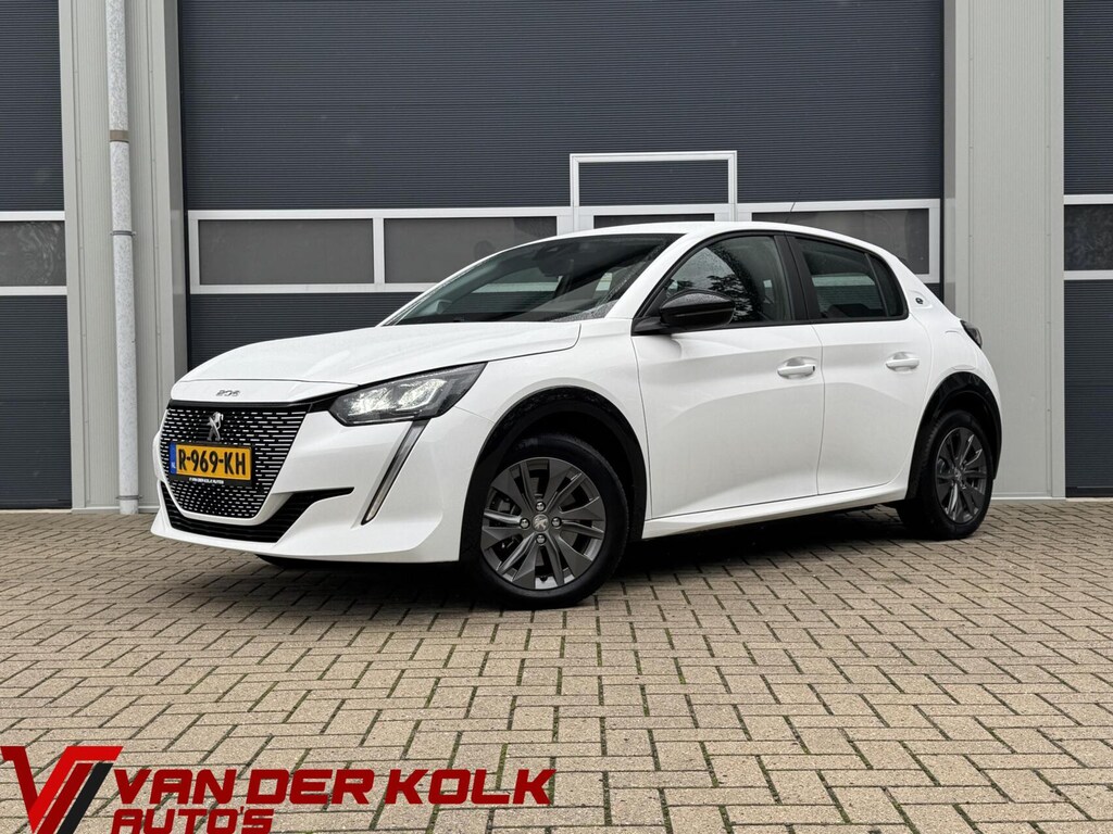 Peugeot e-208 EV Active Pack 50 kWh 3-fase SOH 100% | Navigatie | Carplay | Cruise | LED | DAB | Sensoren