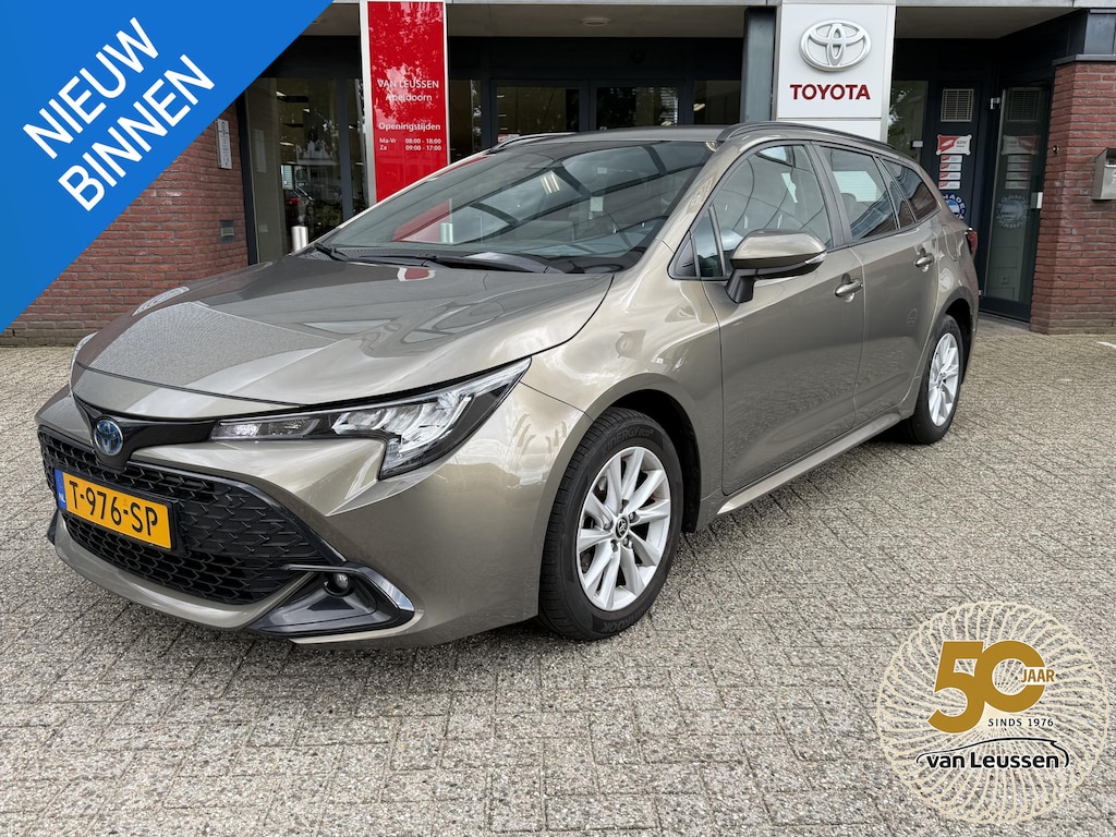 Toyota Corolla Touring Sports Hybrid 140 Active CAMERA CLIMA AD-CRUISE LM-VELGEN 16" APPLE/ANDROID NL-AUTO NAVI