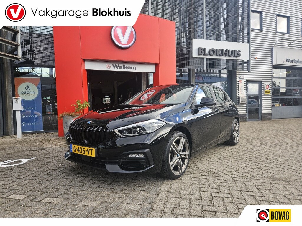 BMW 1-Serie 118i Executive | Navi | Clima | Camera | M Pakket Velgen I