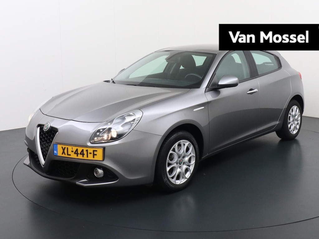Alfa Romeo Giulietta 1.4 Turbo MultiAir Super | Navigatie | Lichtmetalen velgen | Te Financieren v.a. €176,- P/M |