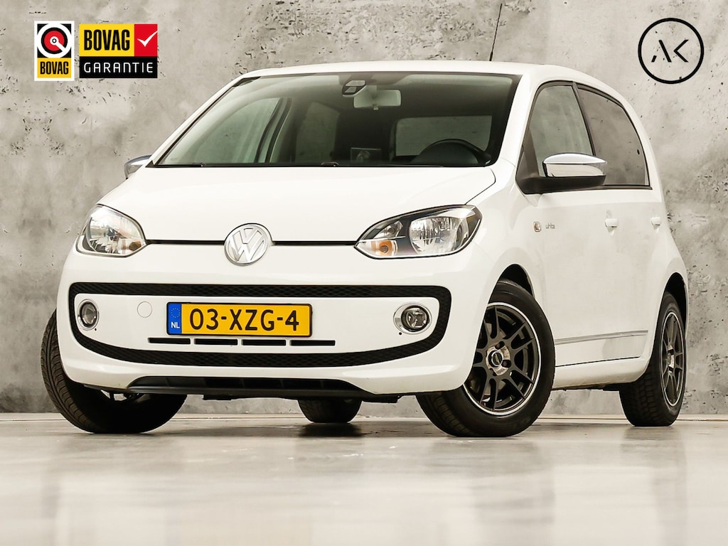 Volkswagen Up! 1.0 high up! (NAVIGATIE, 5 DEURS, GETINT GLAS, LM VELGEN, SPORTSTOELEN, PARKEERSENSOREN, ELEK RAMEN, NIEUWSTAAT)