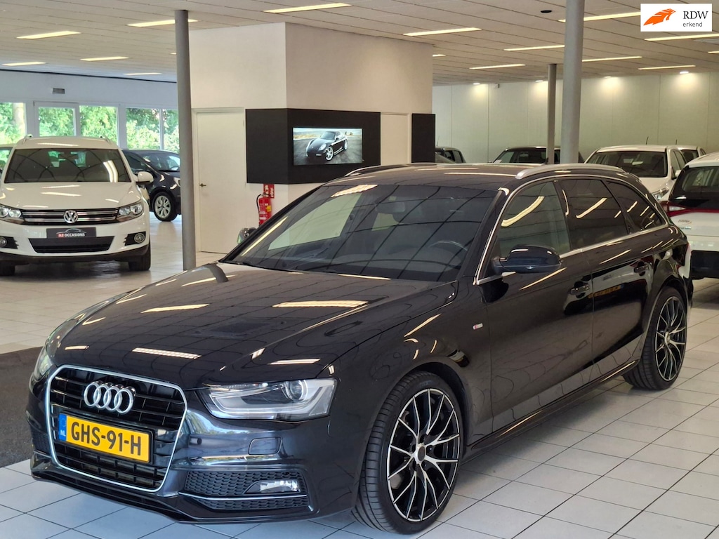 Audi A4 Avant 1.8 TFSI Aut./19 inch/S Line/Xenon/Trekhaak afn./Bluetooh/PDC