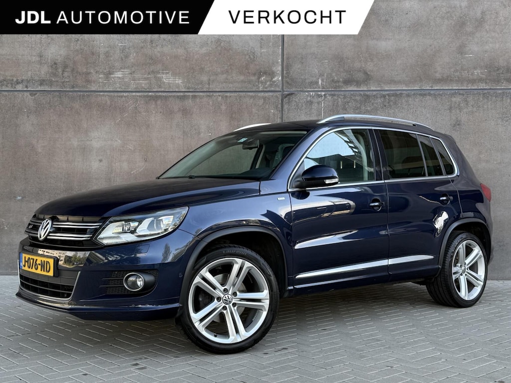 Volkswagen Tiguan 2.0 TSI Sport&Style 4Motion R-line | Trekhaak | APK 09-2027 | 2200KG trekgewicht | Xenon | Climate control | Camera |