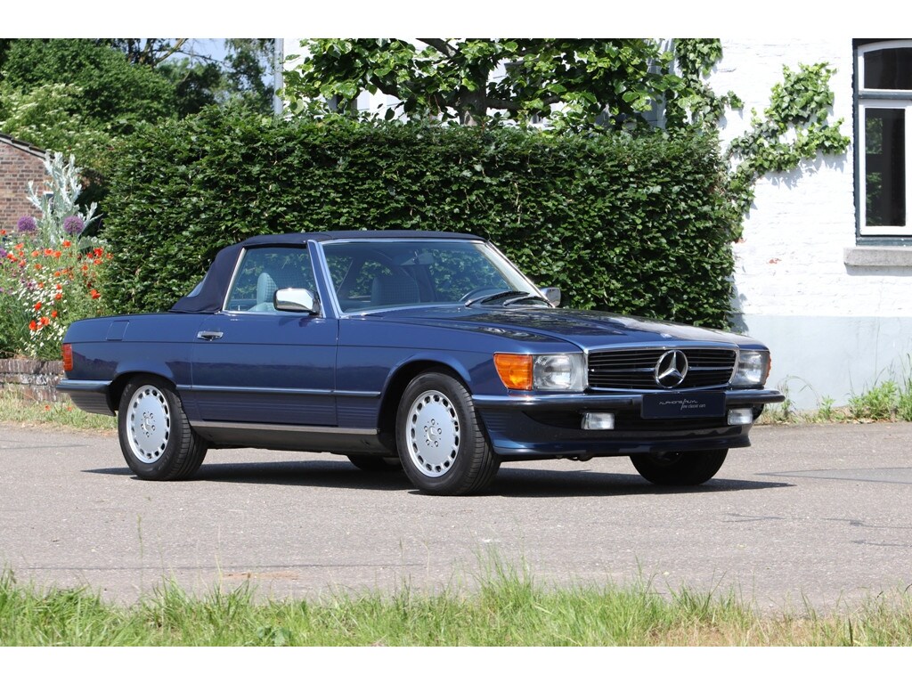 Mercedes-Benz SL 300 SL R107 Original paint