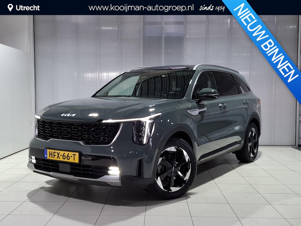 Kia Sorento 1.6 T-GDi Plug-in Hybrid 4WD DynamicPlusLine 7p NL Auto, Schuif kantel dak, Stoel en Stuur verwarming, Apple Carplay/Android Auto, Navigatie, Camera. 10 jaar garantie.