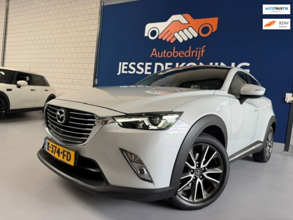Mazda CX-3 2.0 SkyActiv-G 150 GT-M 4WD / bj.2015 / parelmoer grijs/wit / leder/navigatie / NAP met 149075 km./APK 05/2027/ AWD/4X4