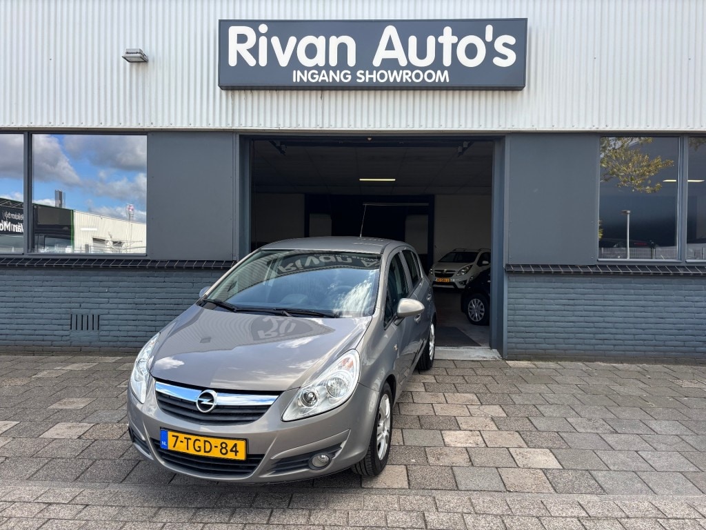 Opel Corsa 1.4-16V 111 EDITION