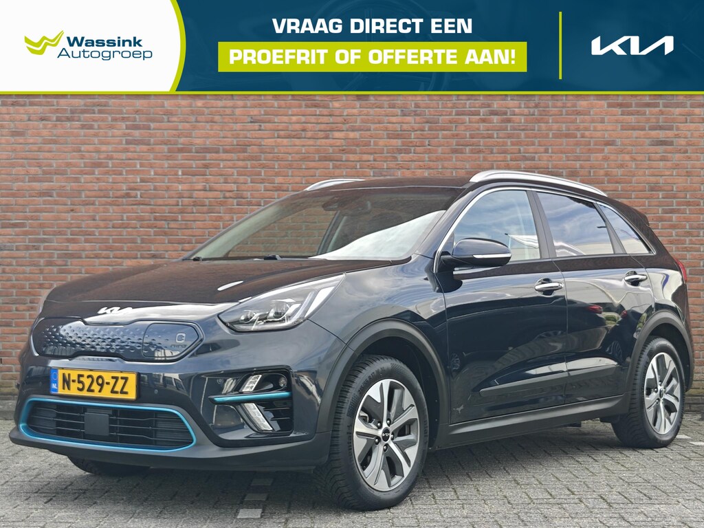 Kia Niro EV e-Niro DynamicPlusLine 64 kWh | Trekhaak | Adaptive Cruise Control | Climate Control | Camera Achter | Parkeersensoren Voor & Achter | Schuif-/Kantel dak |