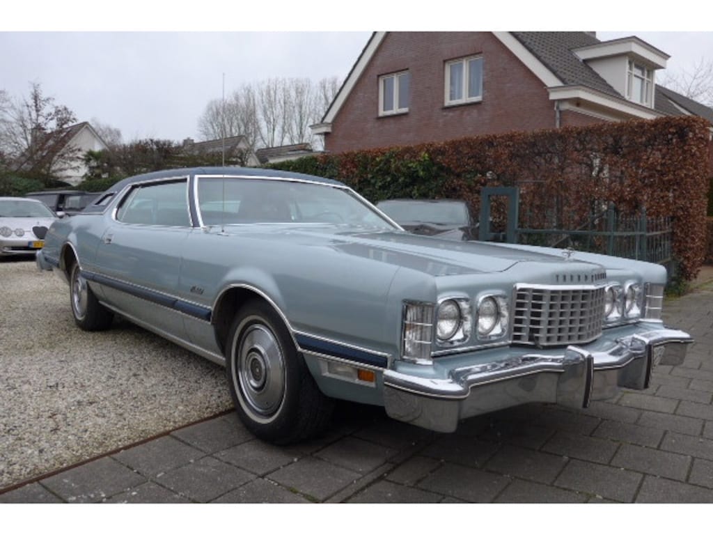 Ford Thunderbird 7.5 Liter