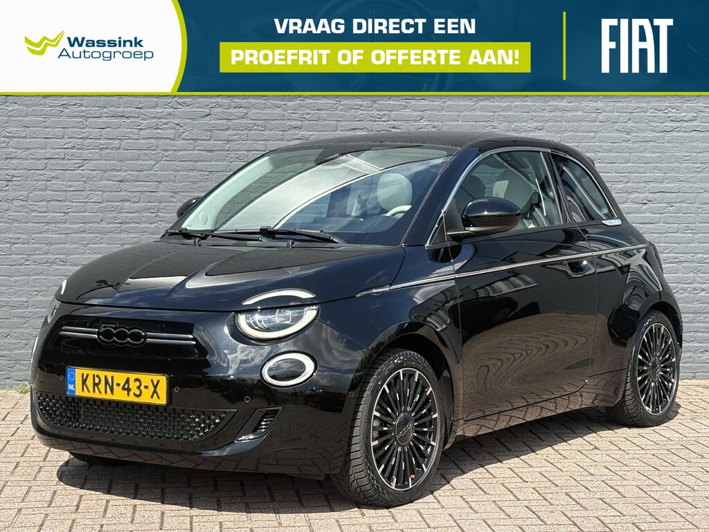 Fiat 500 3+1 Icon 42 kWh | SOH 95,4 % | 306 Km WLTP | Dealeronderhouden | Adaptieve Cruise Control | Lane Assist | Glazen dak | JBL Audio | Navigatie | Apple Carplay | DAB | Parkeersensoren Voor & Achter | Parkeercamera | Dode Hoek Detectie |