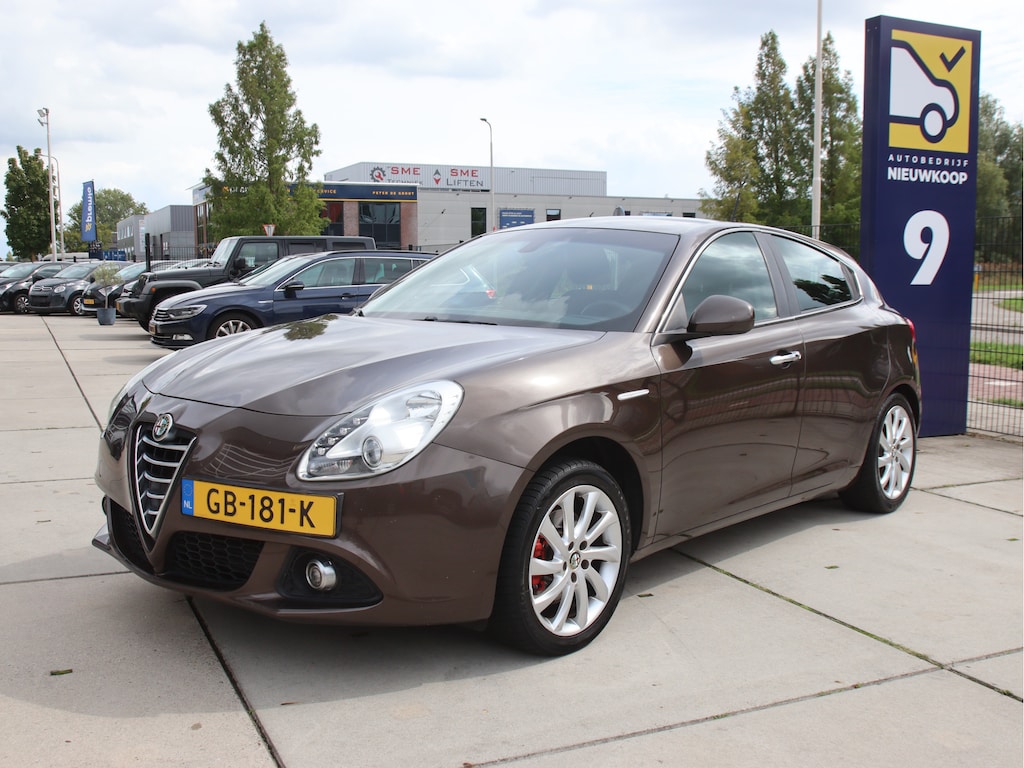 Alfa Romeo Giulietta 1.4 T Distinctive automaat NL auto, Trekhaak, PDC, Cruise-Climate Zomeractie!