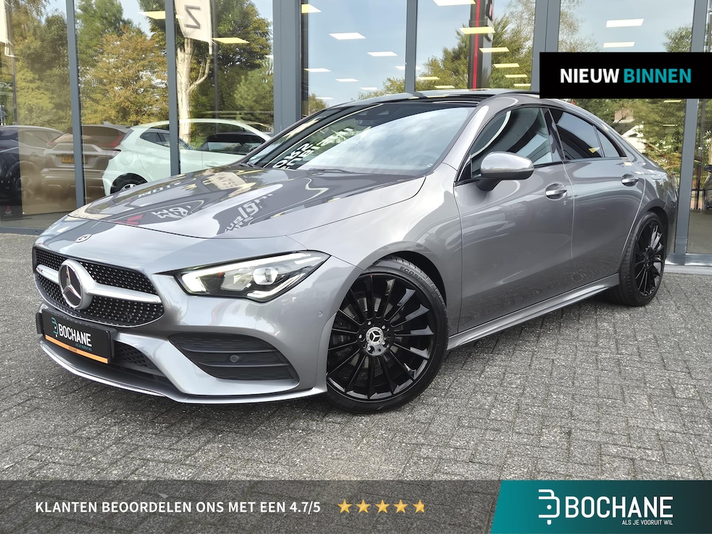 Mercedes-Benz CLA 180 AMG Line | Panoramadak | Sfeerverlichting | Carplay |