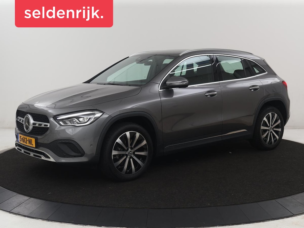 Mercedes-Benz GLA 250 e Luxury Line | SOH 92,9% | Half leder | Memory | Stoelverwarming | Adaptive cruise | Sfeerverlichting | Carplay | Camera | Park assist | Elektrische achterklep | Keyless