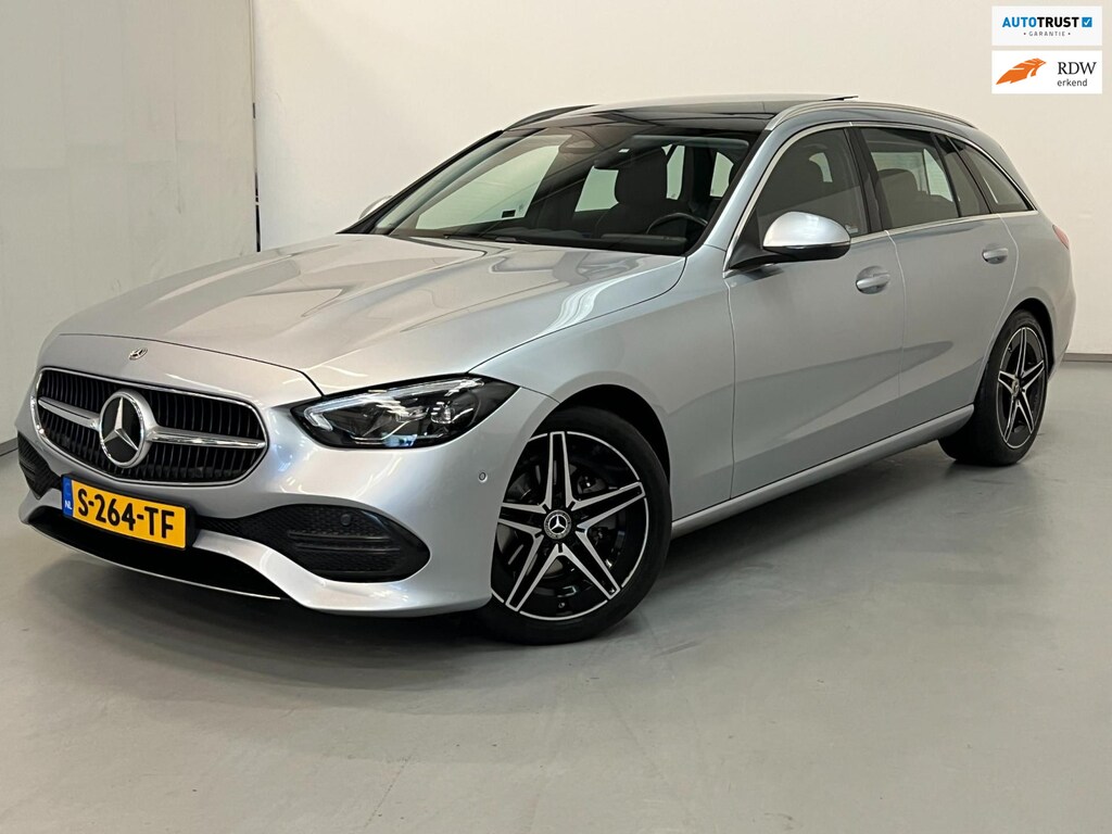 Mercedes-Benz C-klasse Estate 220d / Pano / BTW / 18" AMG / Trekhaak