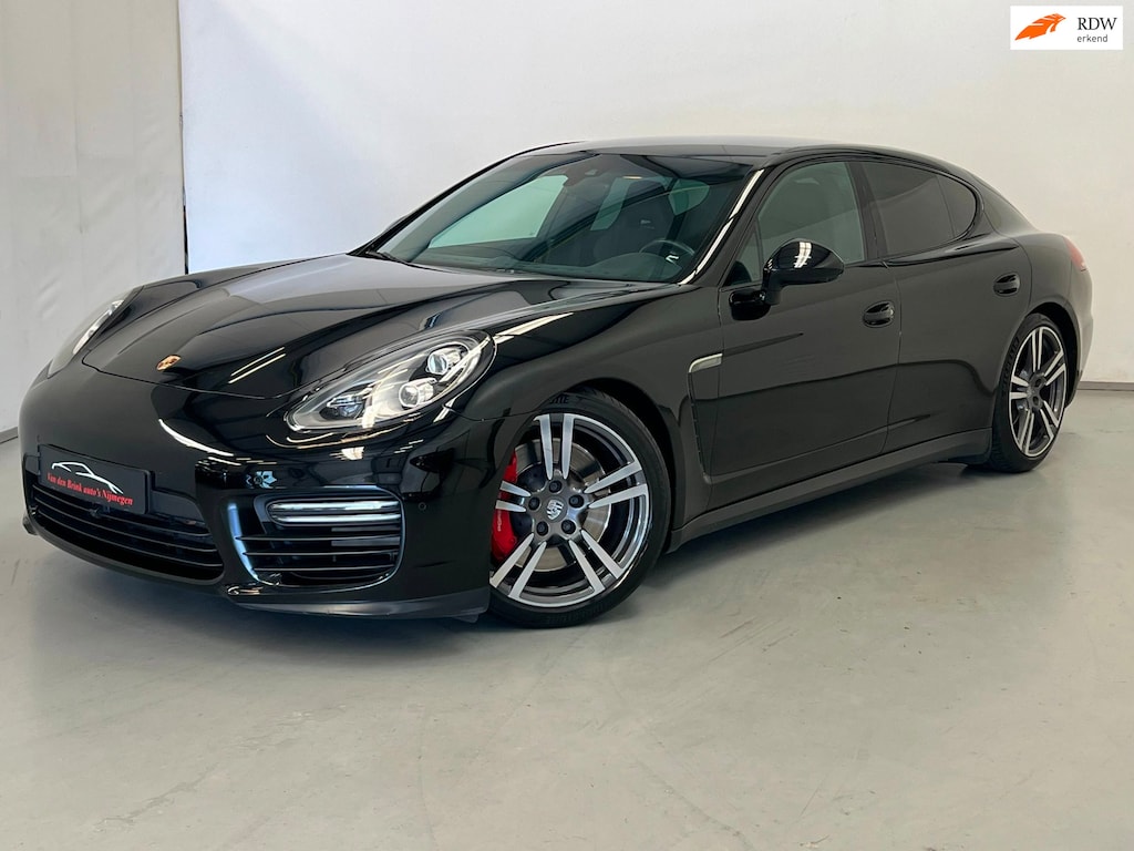 Porsche Panamera 4.8 GTS / Sport Chrono / Facelift / LED / 20" LM