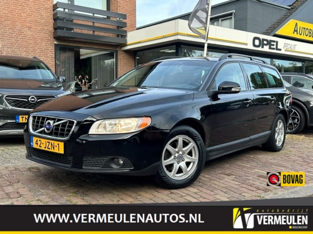 Volvo V70 2.0 107KW Limited Edition + 16"/ Navi/ Clima/ Cruise/ Leder/ Stoelverwarming/ NL auto