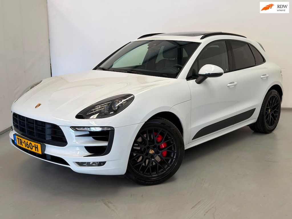 Porsche Macan 3.0 GTS / Pano / Luchtvering / Trekhaak