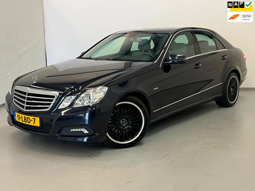 Mercedes-Benz E-klasse 350 CDI Avantgarde / NL-auto / Leder / Xenon