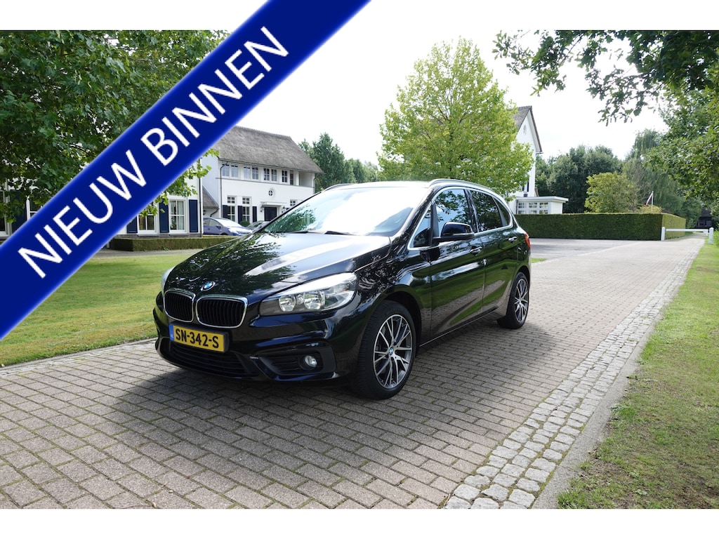 BMW 2-Serie Active Tourer 218i | Trekhaak | Elektr. klep | Stoelverwarming | Cruise Control |