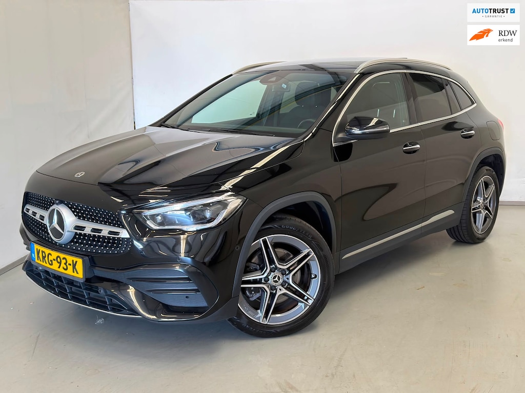 Mercedes-Benz GLA 250 e AMG / Pano / Memory / BTW