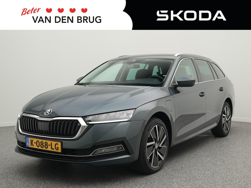 Skoda Octavia Combi 1.4 TSI 204pk iV PHEV Business Edition | Trekhaak | Navigatie | Elektrische achterklep | Cruise control | Parkeersensoren |