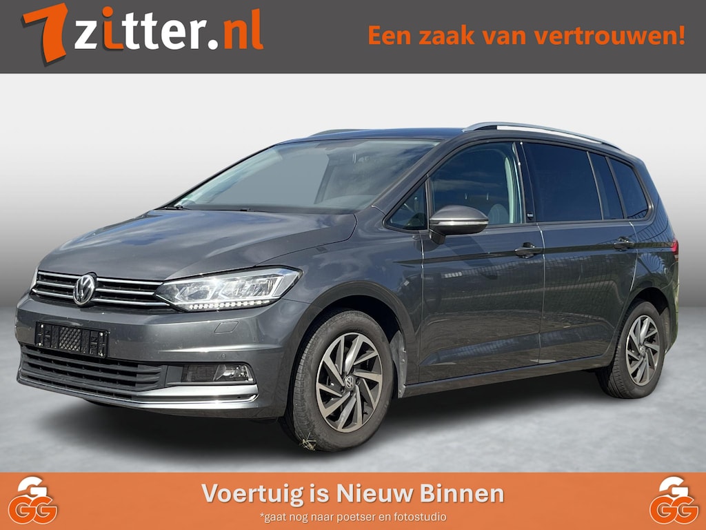 Volkswagen Touran 1.4 TSI Connected Series 7-Persoons Navigatie, ACC, LED,