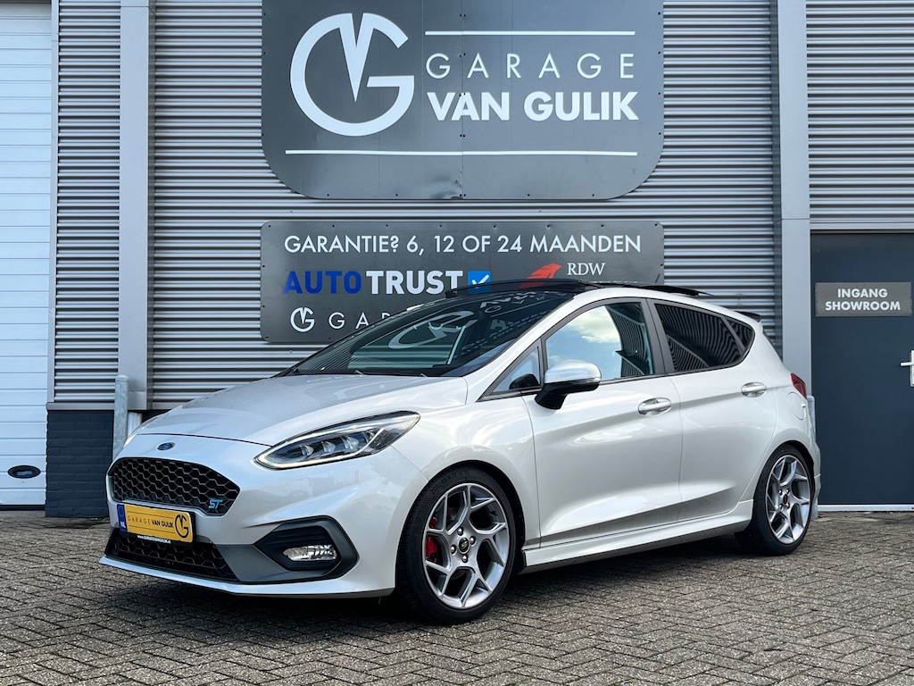 Ford Fiesta 1.5 ST-3 200PK! Panodak,Recaro,Navi,Clima,Cruise,Carplay,Isofix,Stoel+StuurVerwarming,ElektrRamen+Spiegels,Usb,Pdc,Lmv