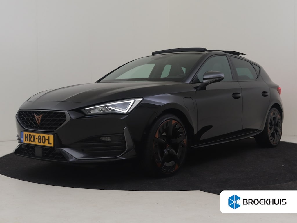 CUPRA Leon 1.4 e-Hybrid VZ Business l Pano Dak l Camera | Supersport Stuur l Adapt. CrControl l Elektr. Stoel incl geheugen l 19"LM Velgen l