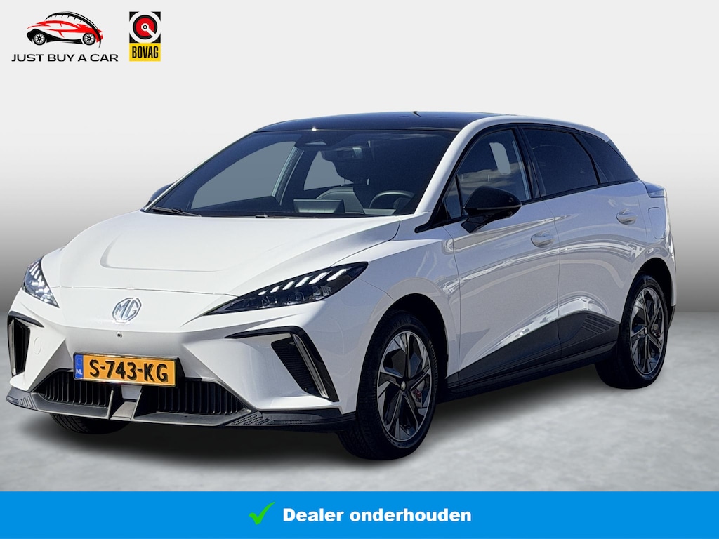 MG MG4 Electric Luxury 64 kWh SOH 96,0% | Fabrieksgarantie 02-2030 | Warmtepomp | Adaptive Cruise | 3 Fase | Stoelverwarming | 1e Eigenaar | Dealeronderhouden | NL Auto | Apple & Android |