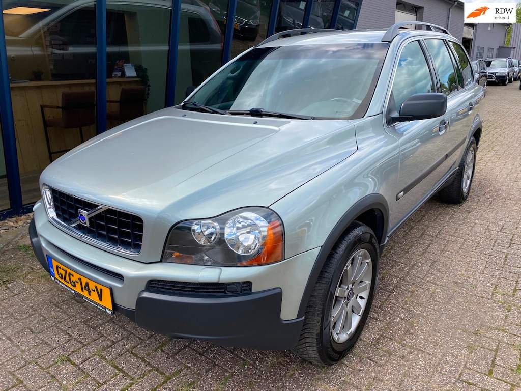 Volvo XC90 2.5 T Kinetic Automaat 7 Persoons / Youngtimer