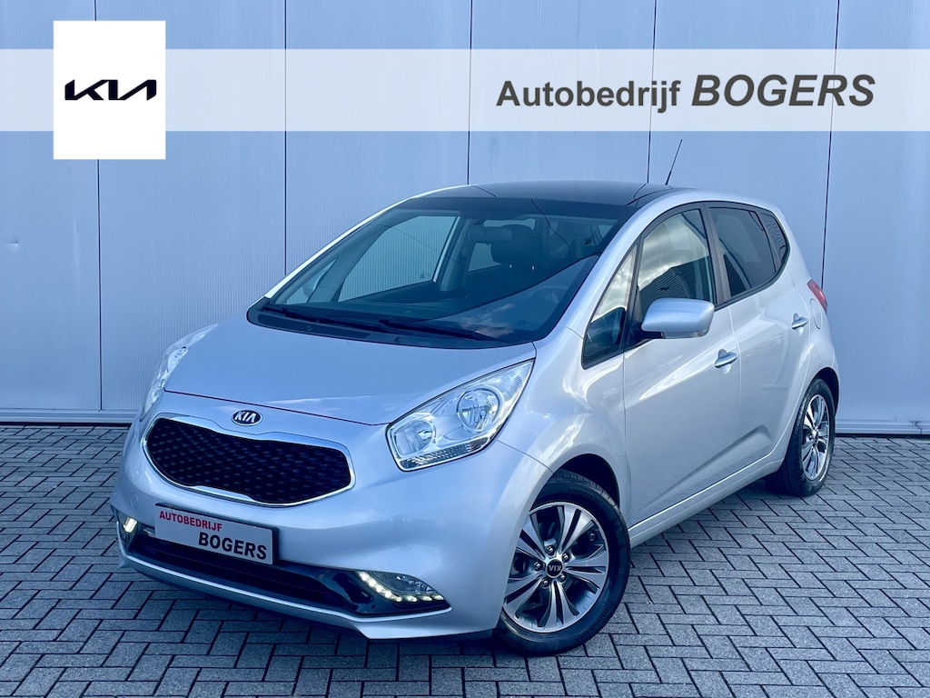 Kia Venga 1.4 CVVT Summer Edition Navigatie, Schuifdak, Airco, Cruise Control, Trekhaak, 16"Lm, Achteruitrijcamera