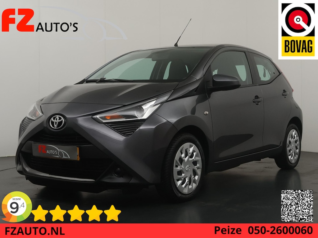 Toyota Aygo 1.0 VVT-i x-play - Apple Carplay/Android Auto - Airconditioning