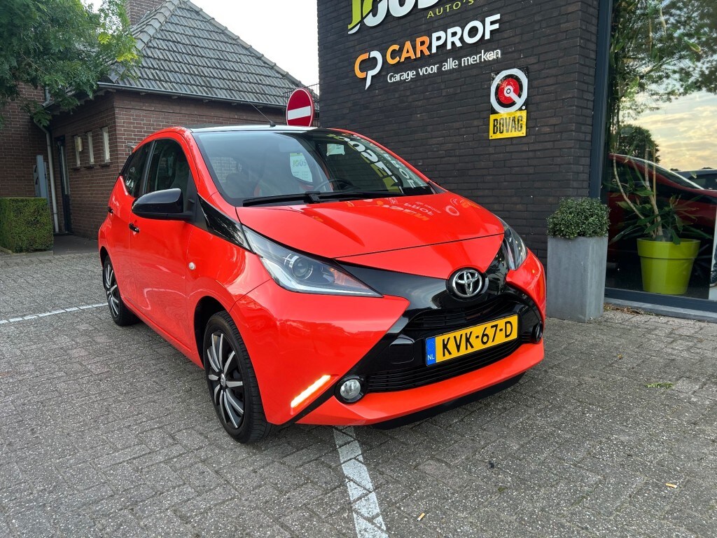 Toyota Aygo 1.0 VVT-I X-CLUSIV