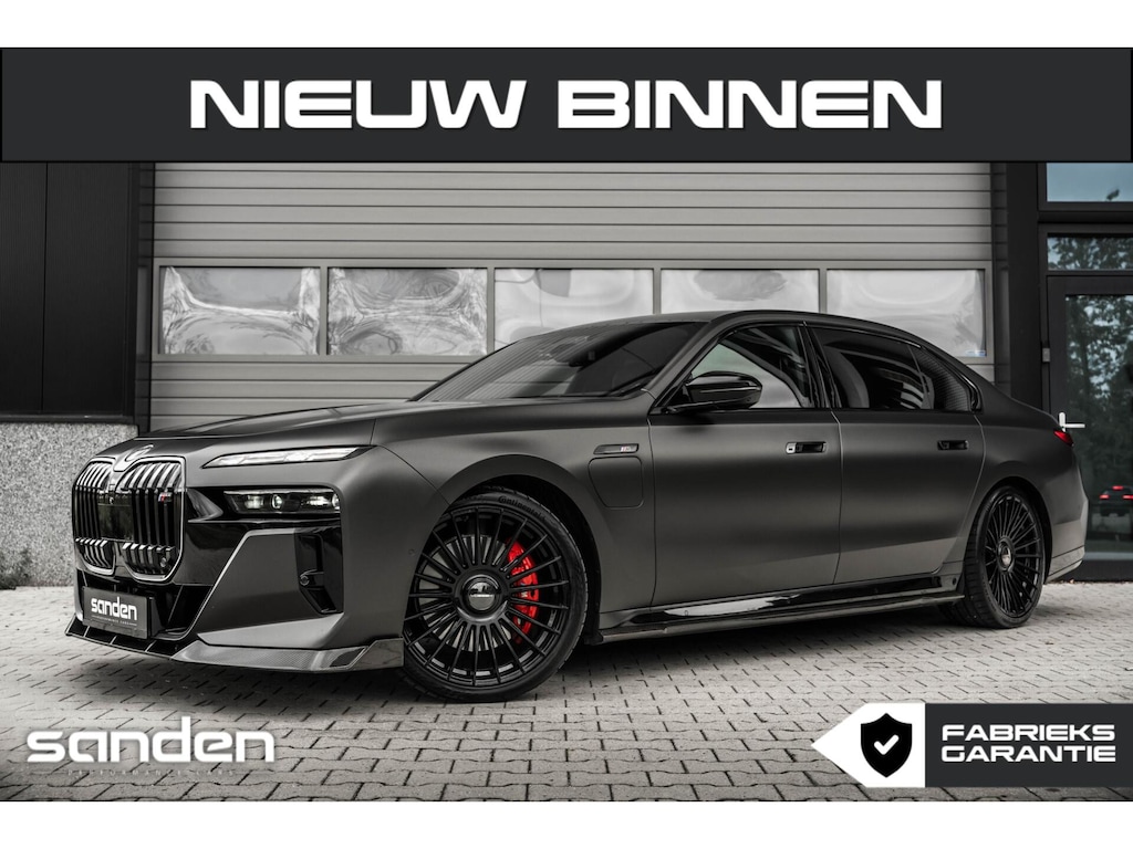 BMW 7-Serie M760e xDrive MSport Pro|Theatre|B&W|Skylounge