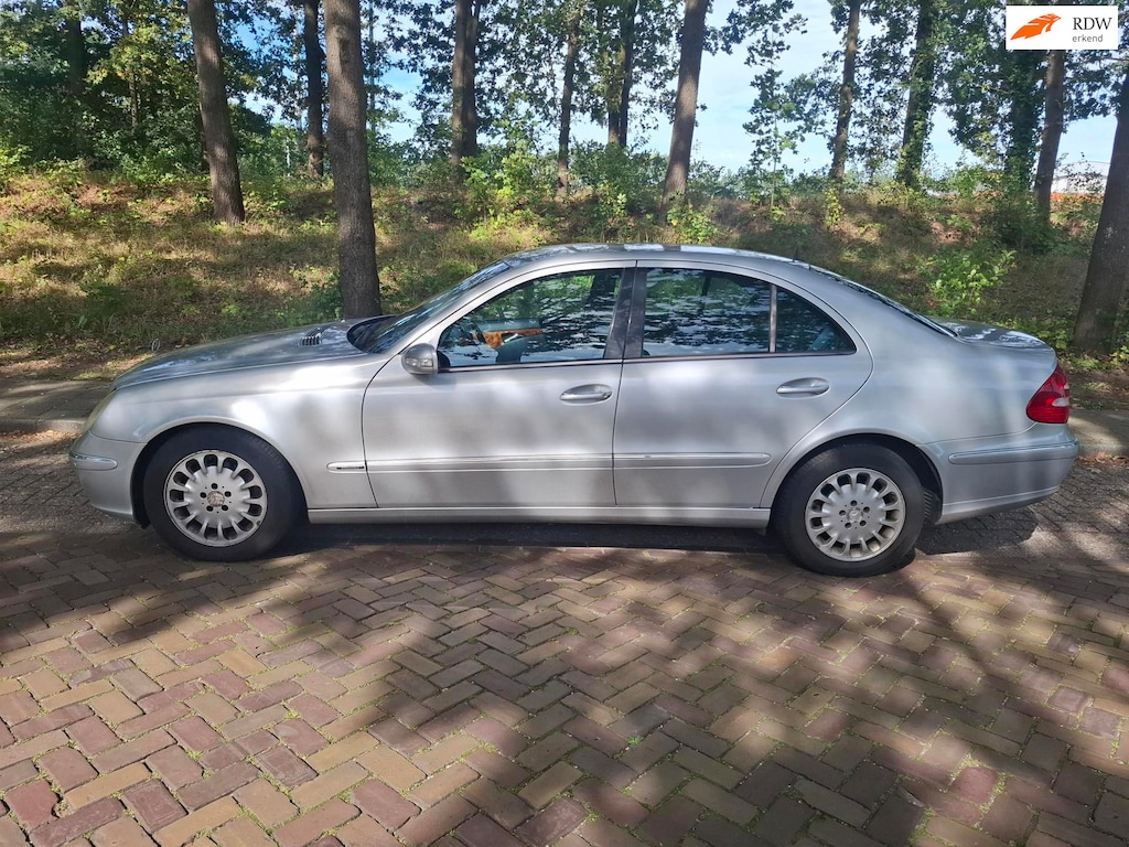 Mercedes-Benz E-klasse 240 Elegance 16 jaar de zelfde eigenaar