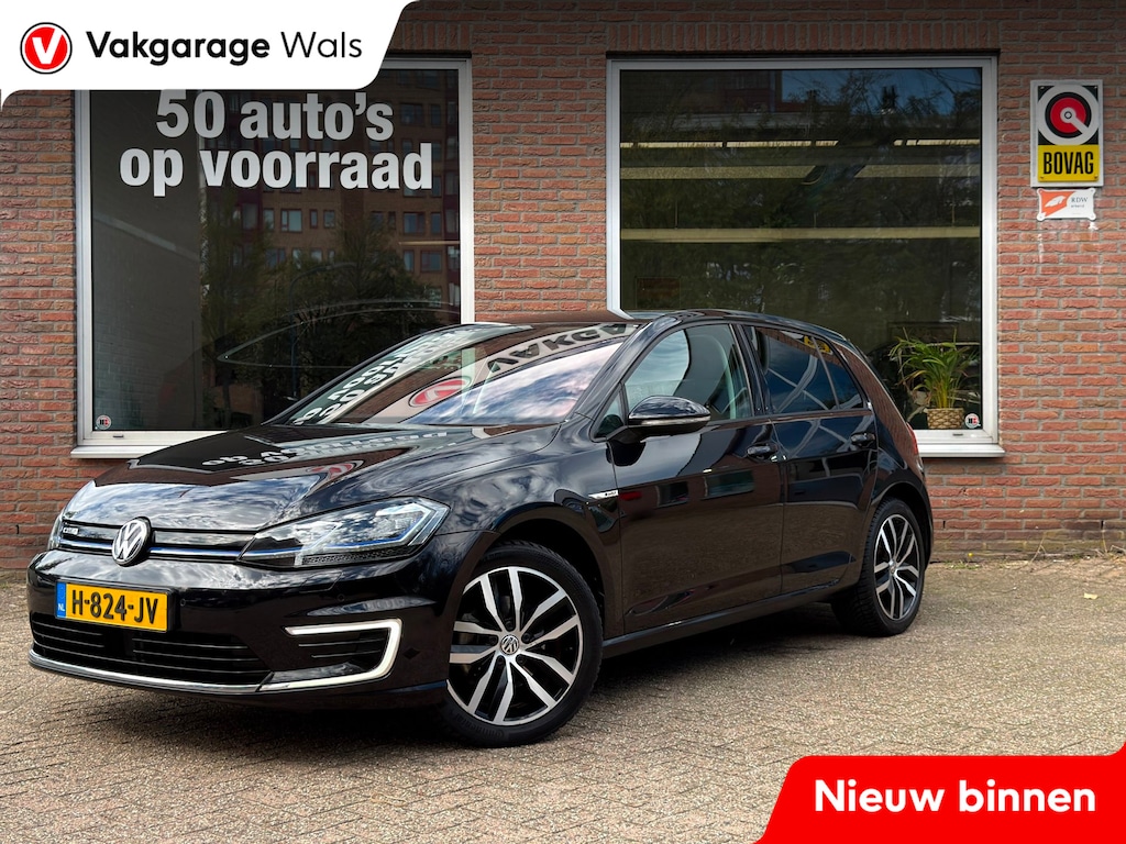 Volkswagen E-Golf E-dition | Navi | Carplay | Clima | Stoelverwarming | ACC | PDC | 90% SOH