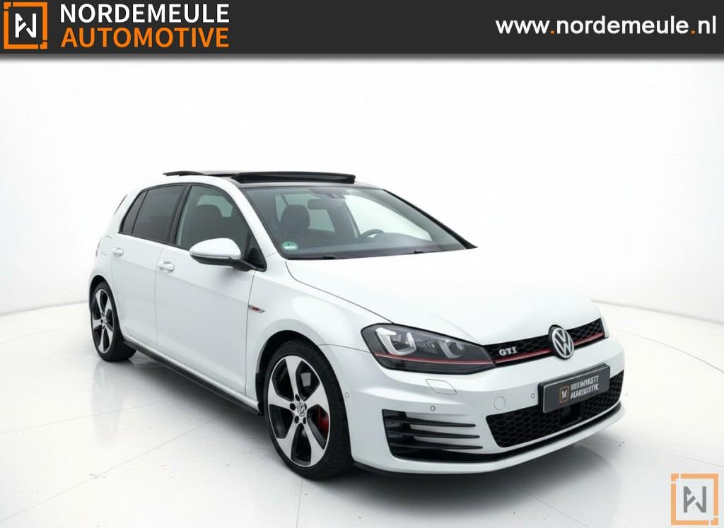 Volkswagen Golf 2.0 TSI GTI, Pano, ACC, Cruise, Camera