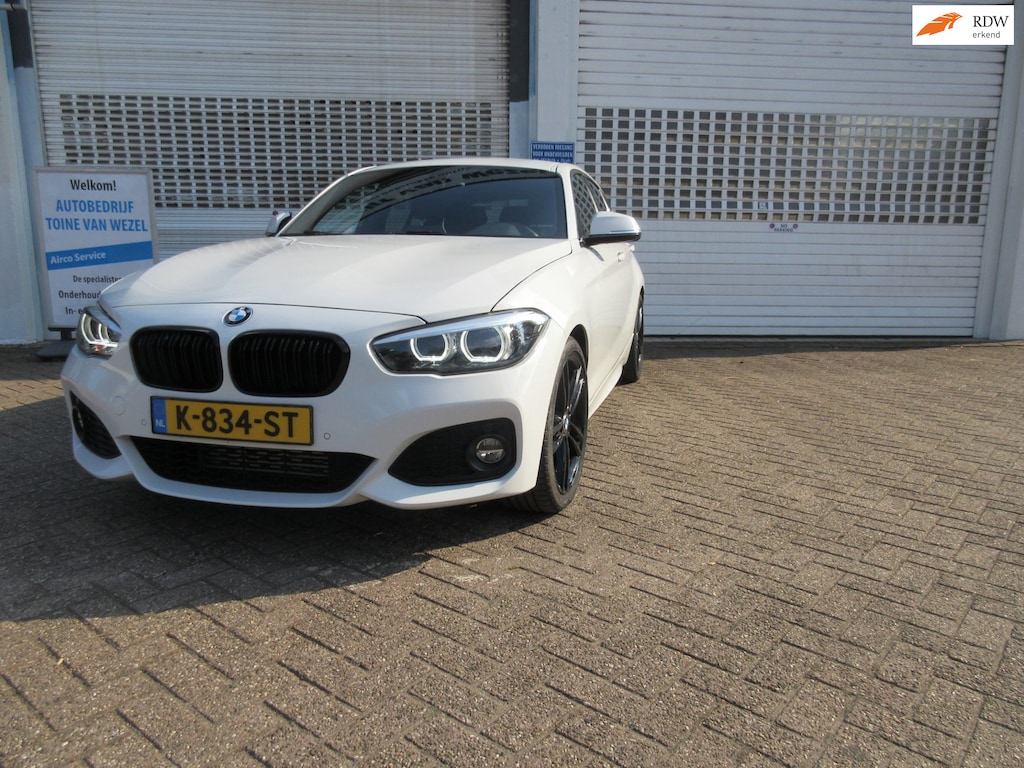 BMW 1-Serie 118i Executive cruise clima