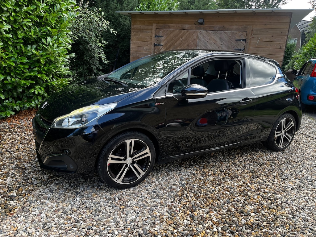 Peugeot 208 RIJKAAR/APK/HISTORY/BEURT/NAP/AIRCO/3drs//DIREKT MEE