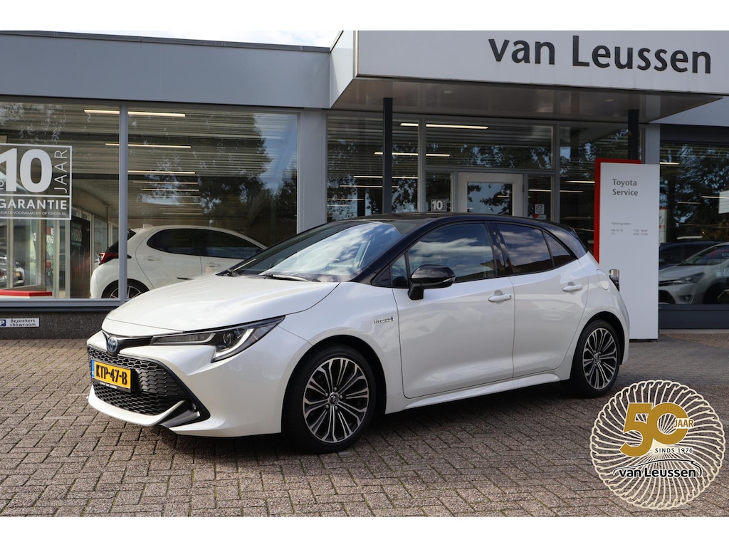 Toyota Corolla 2.0 Hybrid BI-TONE STOEL/WISSER&STUURVERW HEAD UP DISPLAY KEYLESS DAB+ CAMERA LM-VELGEN APPLE/ANDROID